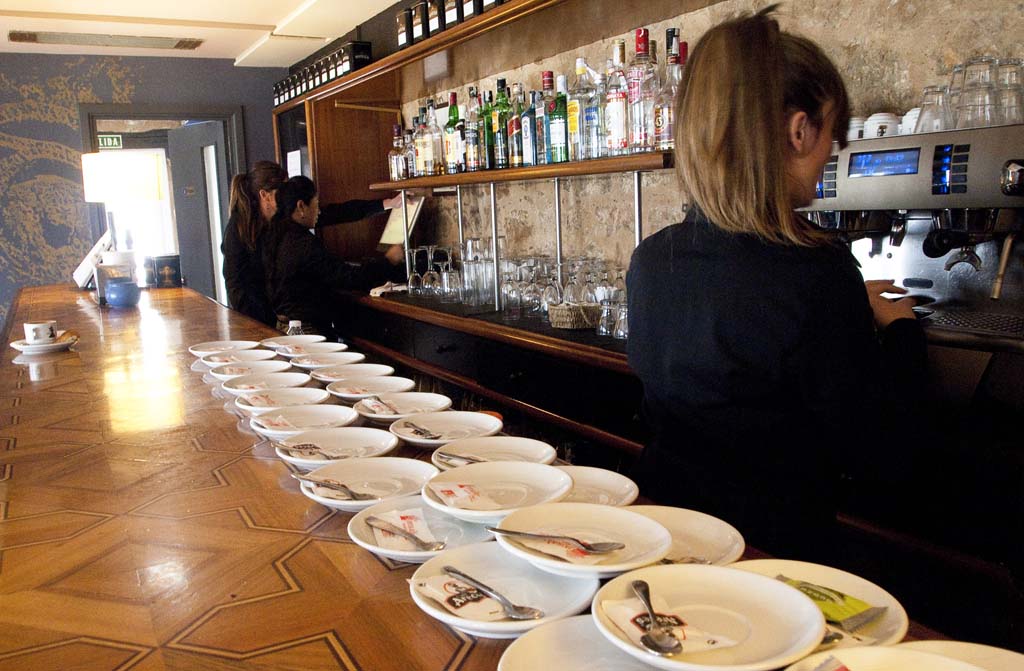 Posada de Santa María la Real - Prácticas del curso de servicios de bar y cafetería impartido en 2013