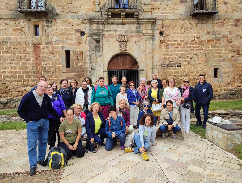 Visita monasterio de Santa María la Real. Plataforma de Voluntariado de Palencia. Septiembre 2023