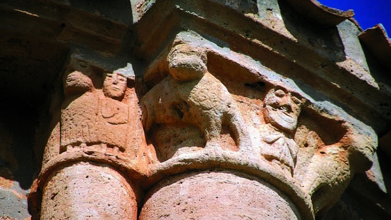 Detalle de la ermita de San Facundo, Los Barrios de Bureba